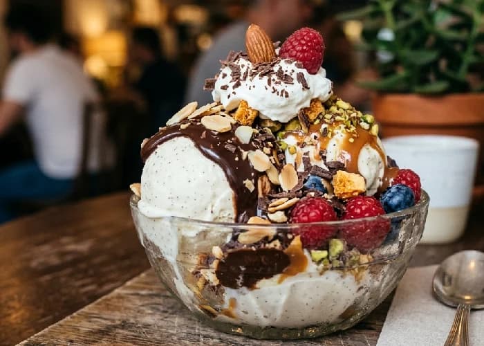 Ice Cream Toppings for a Golden Caramel Dessert Experience