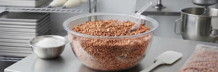 Buy Premium Praline for Cakes: A Guide for Bakeries & Dessert Brands